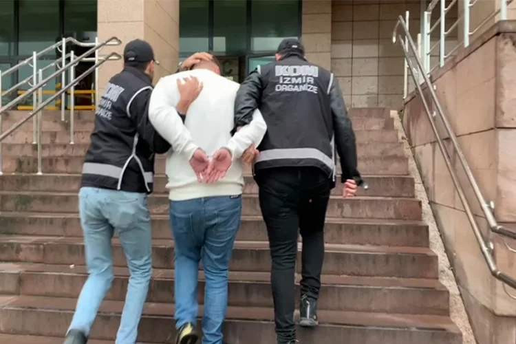 Firari çete lideri İzmir'de yakalandı haberinin görseli