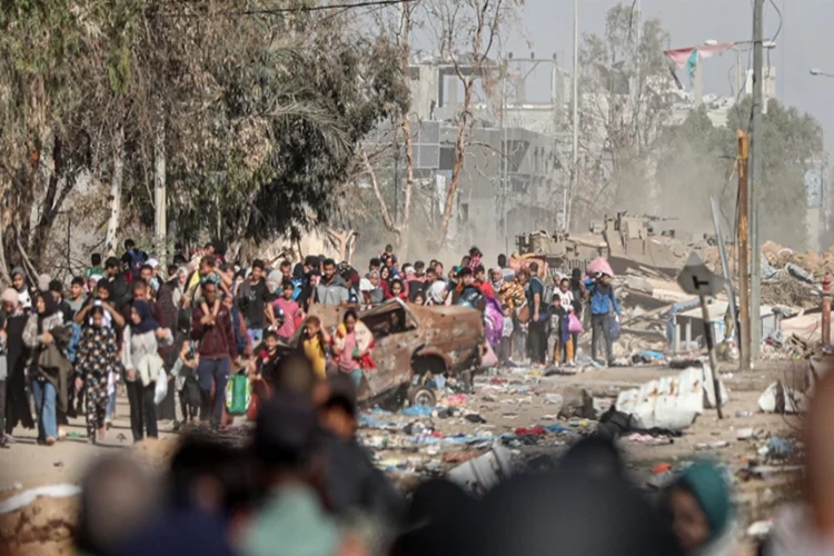 Hamas, esir takasının ertelendiğini açıkladı haberinin görseli