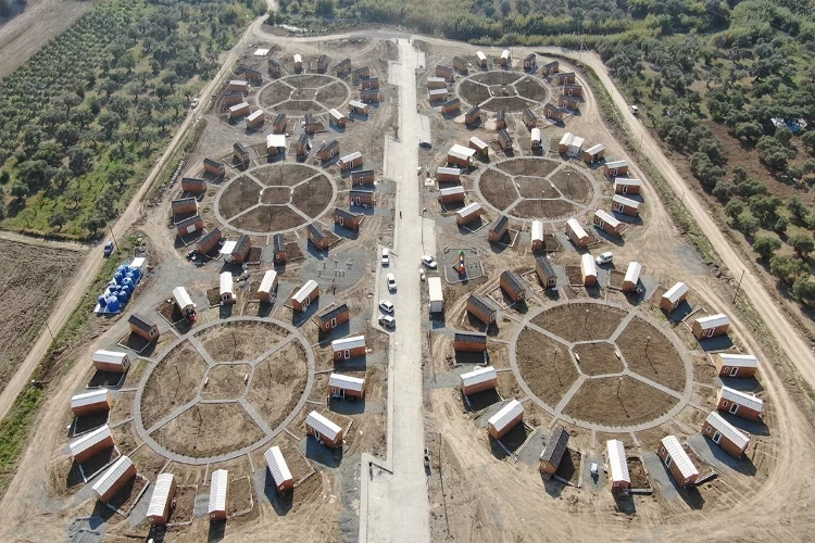 Hatay’da Örnek Evler, 100 aileye yuva oldu haberinin görseli