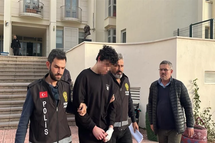 Muğla’da kan donduran olay: Annesinin boğazını kesti haberinin görseli