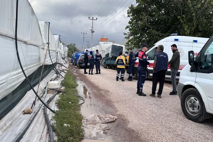 Tüfekle oynayan 13 yaşındaki çocuk annesini öldürdü haberinin görseli
