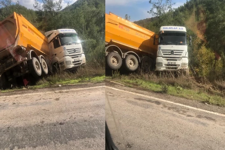 Kayganlaşan yolda kaza geliyorum dedi