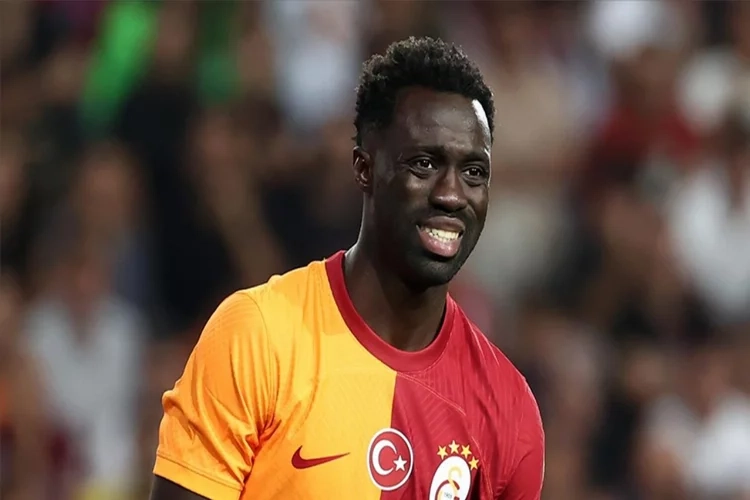 Galatasaray'dan Davinson Sanchez açıklaması