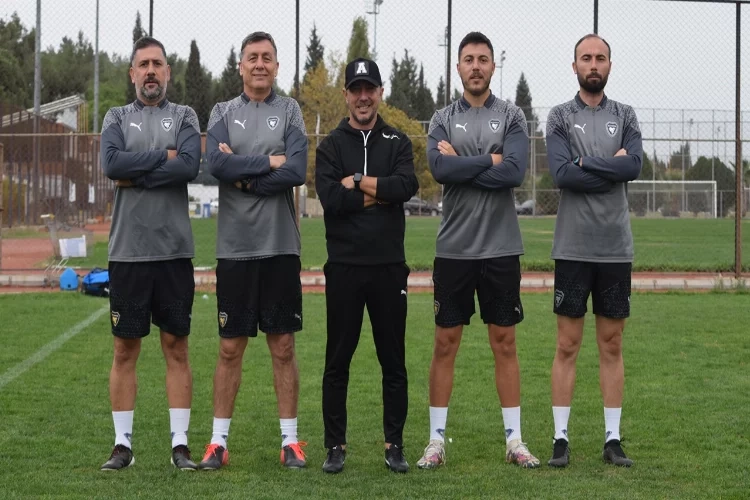 Bucaspor ‘un yüzü Cüneyt Dumlupınar’la gülüyor haberinin görseli