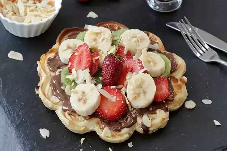 7’den 70’e çok sevilen bir tatlı: Waffle! En kolay waffle tarifi