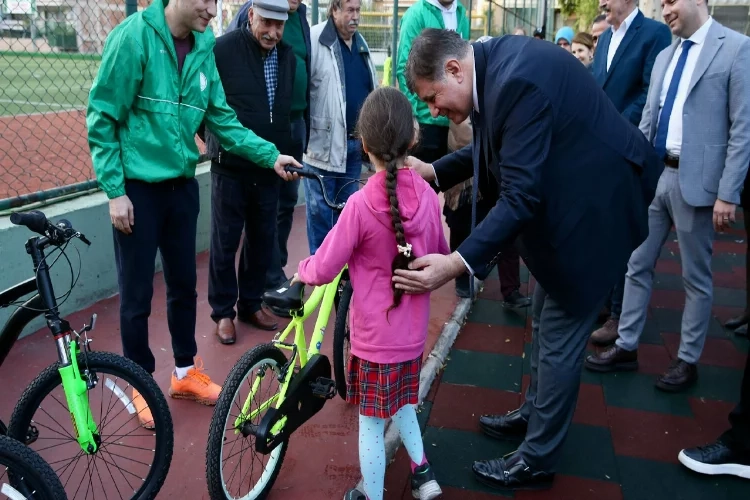 Karşıyaka'da 'Eski Bisikletini İyiliğe Dönüştür' projesi