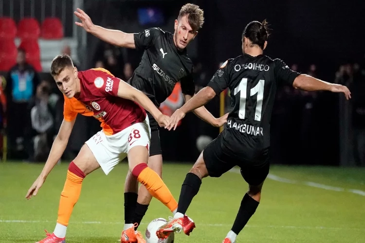 Galatasaray deplasmandan galip döndü