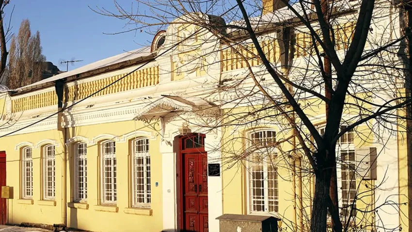 tuncer güvensoy evi