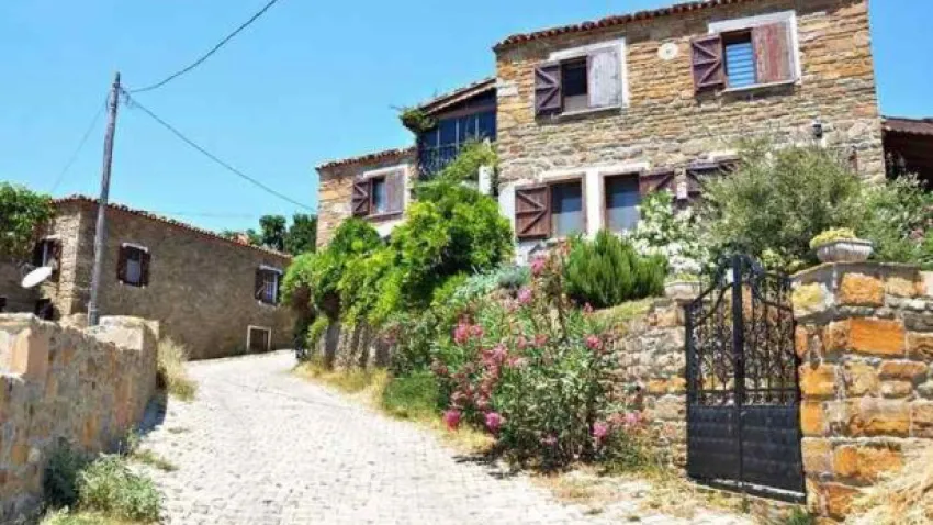 5. KALEKÖY