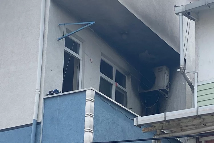 Kocaeli’de klima motoru yangın çıkardı haberinin görseli