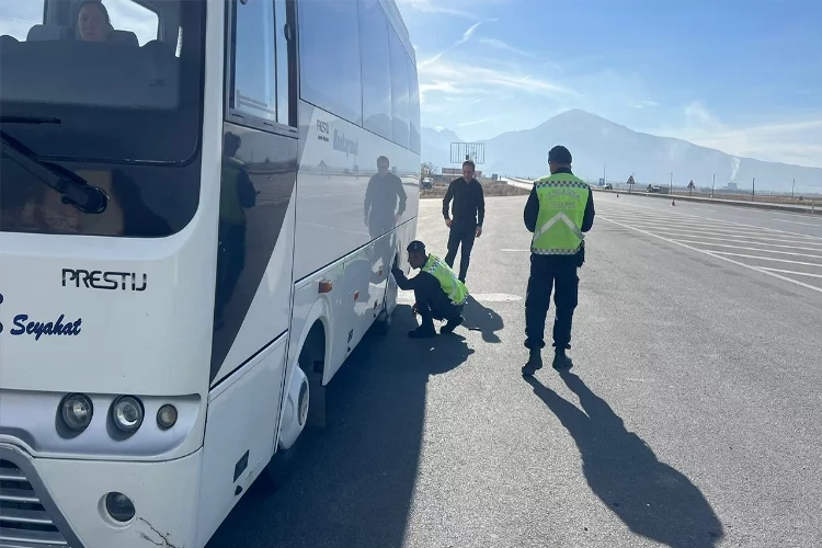 Afyonkarahisar'da kış lastiği denetimi