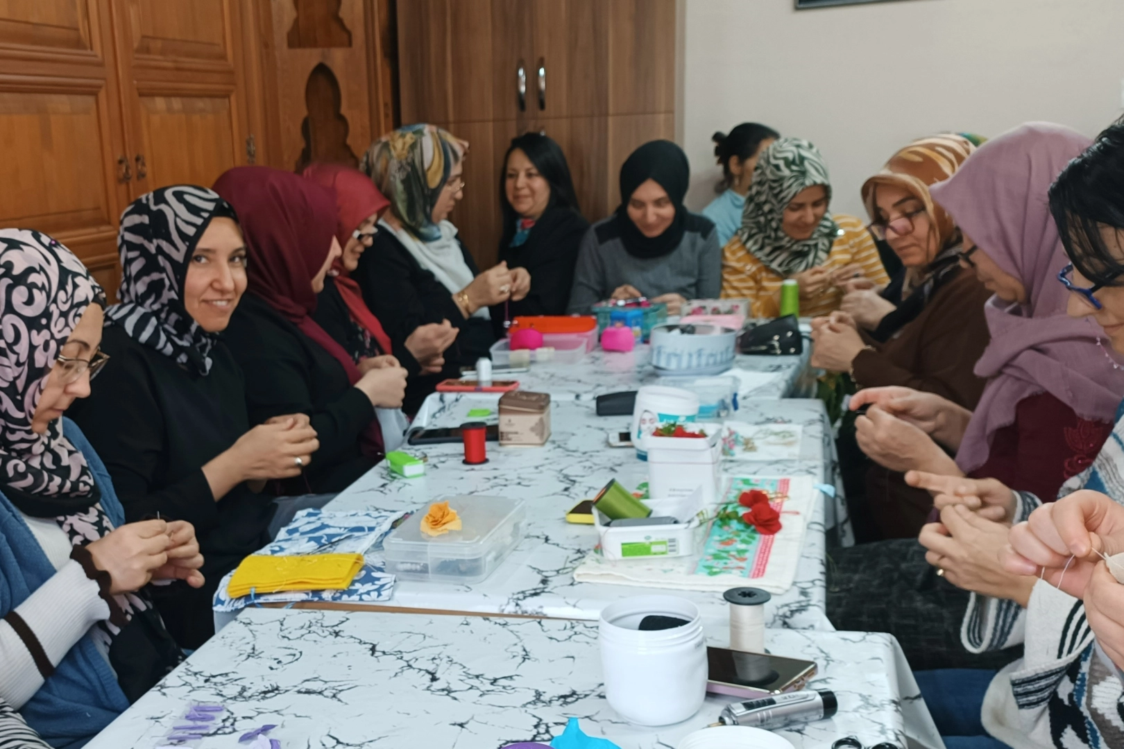 Kütahya'da iğne oyası kursuna yoğun ilgi