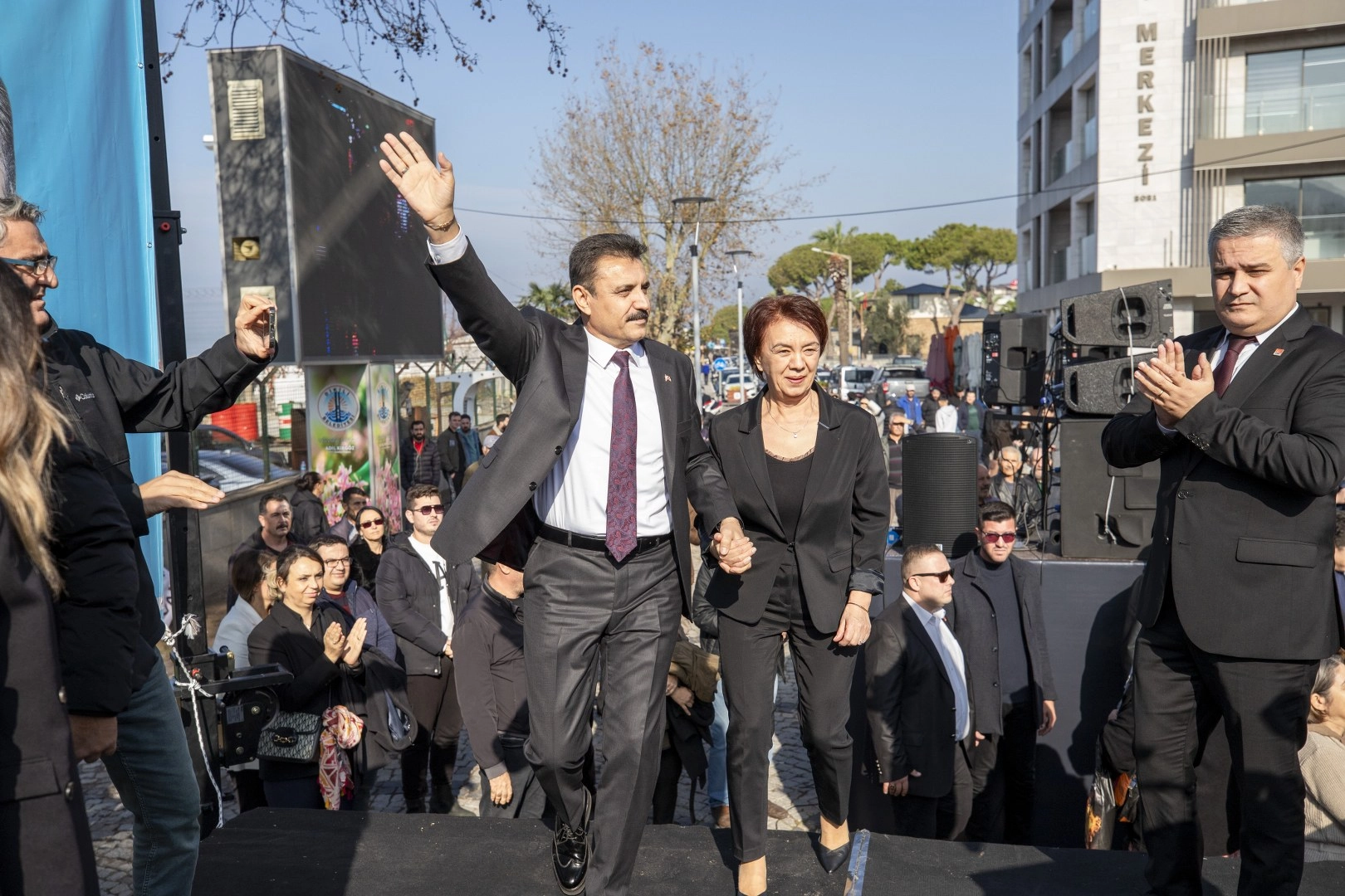 Dikili Belediye Başkanı Kırgöz’den aday adaylığı açıklaması