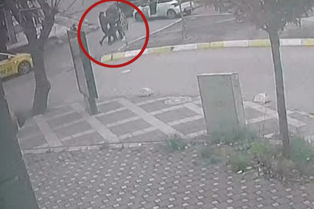 Eski milli futbolcu Oktay Derelioğlu'na trafikte darp haberinin görseli