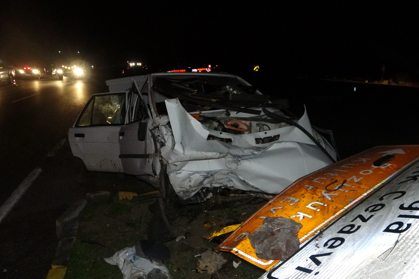 Muğla’da trafik kazası: Az kalsın canlarından oluyorlardı haberinin görseli