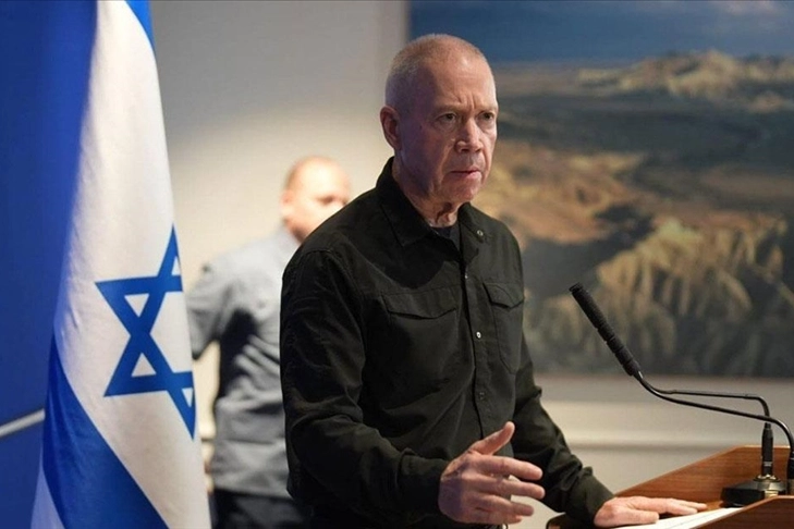 Yoav Gallant, Hizbullah'ı İsrail sınırının 30 kilometre ötesine gönderme sözü verdi haberinin görseli