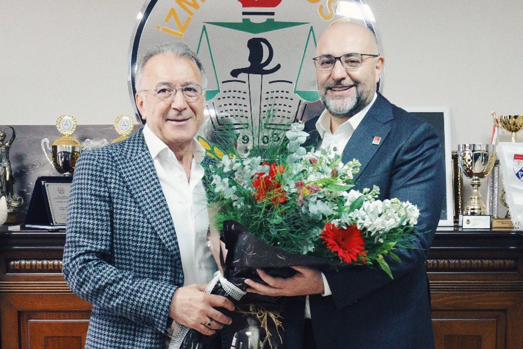 CHP’li Buğra Gökce avukatlarla bir araya geldi haberinin görseli