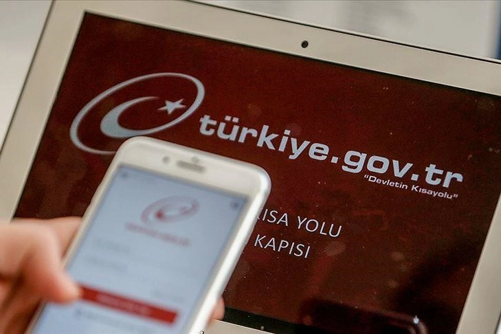 Cuma ve bayram hutbeleri 8 dilde e-Devlet'te