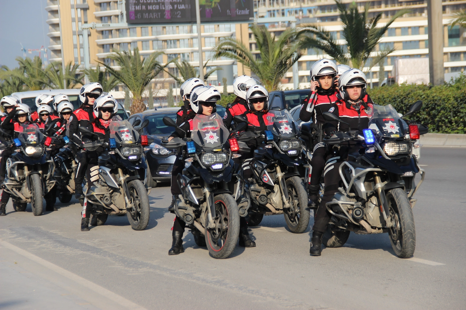 İzmir’de uyuşturucuya geçit yok