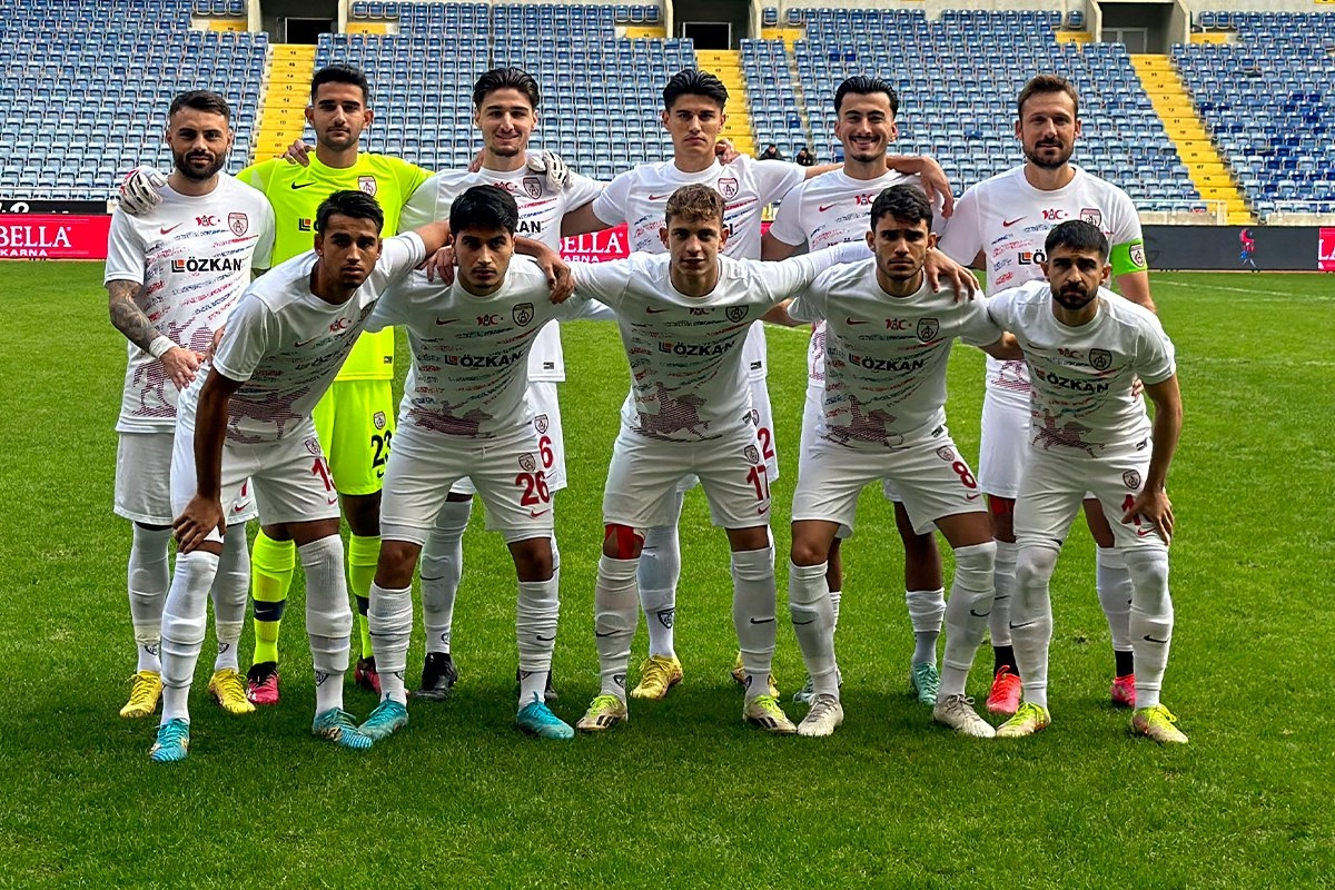 Kırmızı Şeytanlar berabere kaldı: Mersin İdmanyurdu-Altınordu:0-0