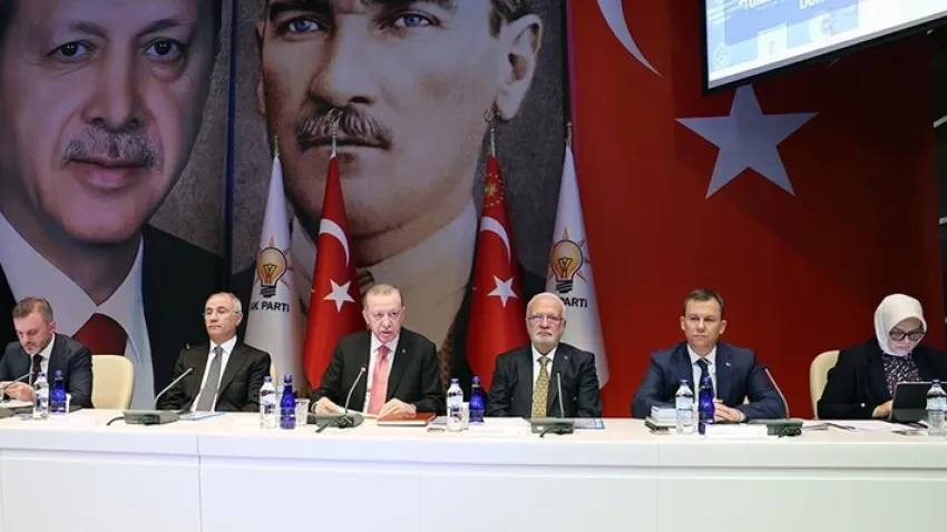 AK Parti'de MKYK toplandı