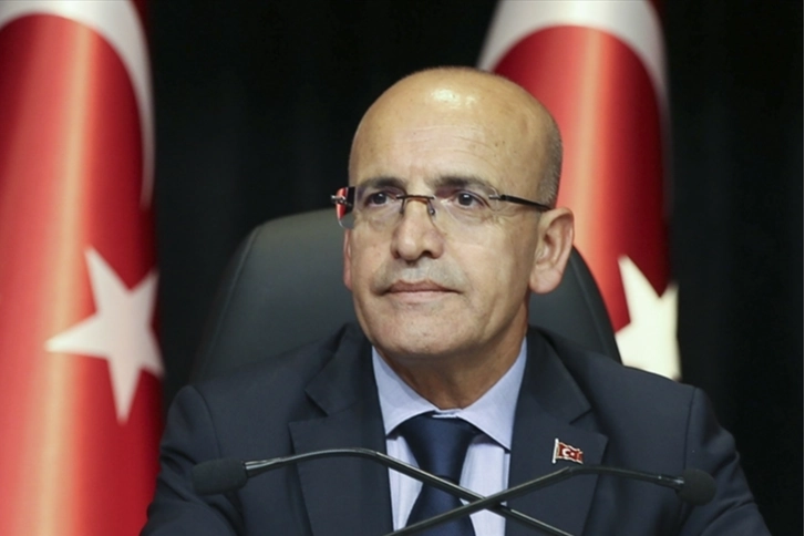 Bakan Şimşek’ten enflasyon açıklaması: Kira fiyatlarının azalması çabalarımızı destekliyor haberinin görseli