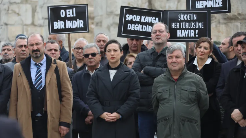 Efes Selçuk, Halil Umut Meler için tek yürek oldu