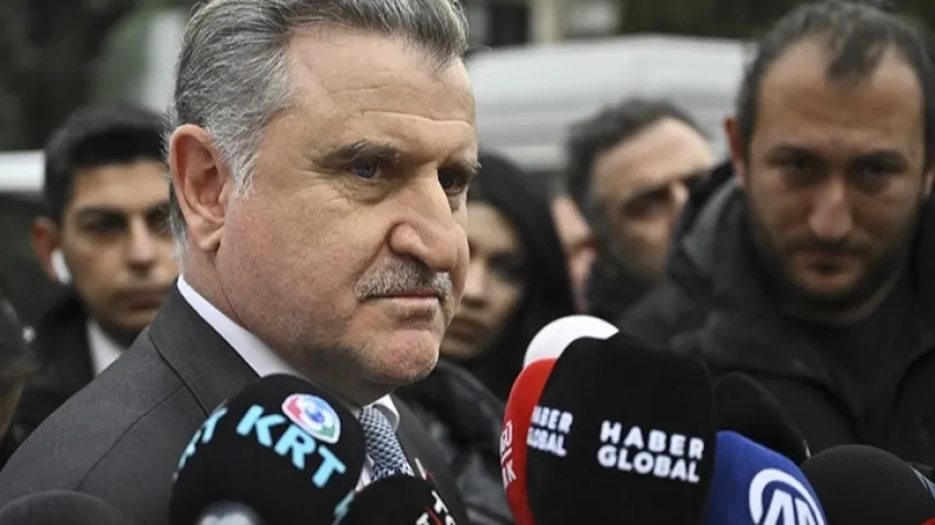 Gençlik ve Spor Bakanı Osman Aşkın Bak: Herkesin üzerine görev düşüyor haberinin görseli