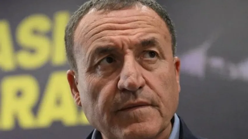 Hakem Halil Umut Meler'e yumruk atarak gündeme gelen Faruk Koca kimdir? haberinin görseli