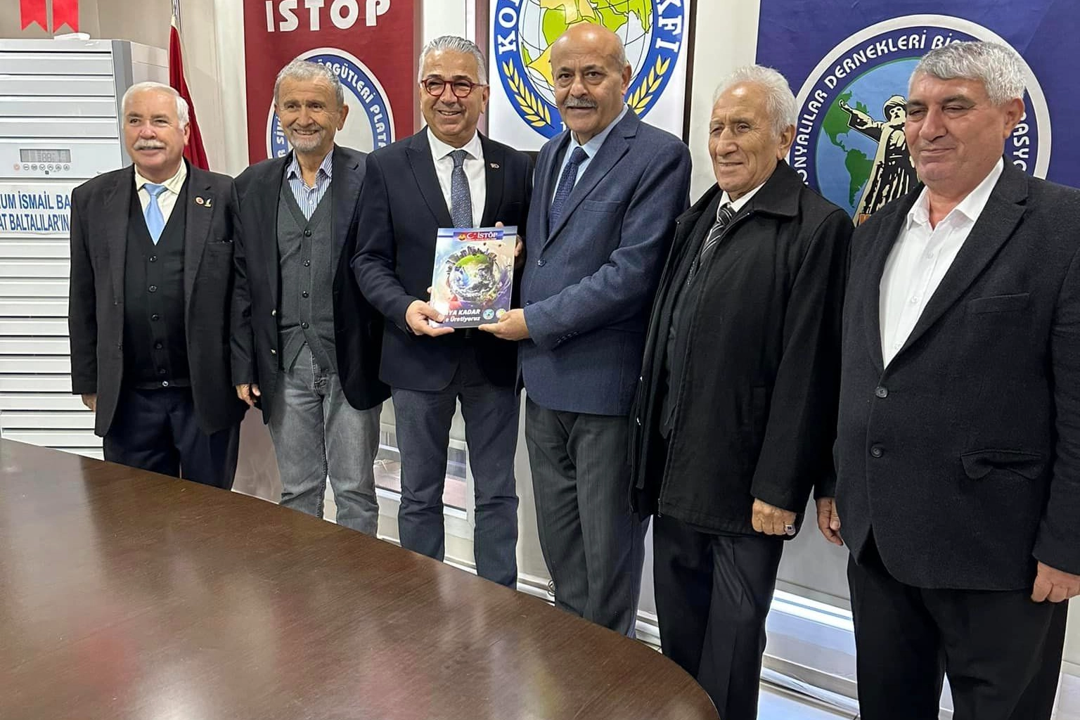 Hüseyin Ünal: Bornova’nın her köşesine eşit hizmet götüreceğiz haberinin görseli