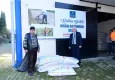 Karabağlar’da üreticiye gübre dağıtılıyor