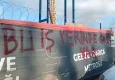 Metro inşaatında çalışan işçilerden ateşli eylem