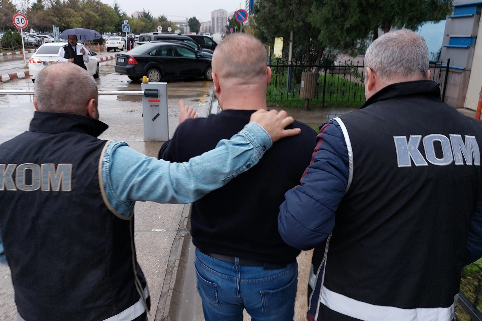 Samsun merkezli 3 ilde Kafes operasyonu: 4 gözaltı haberinin görseli