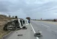 Takla atan kamyonetin sürücüsü hastanede yaşamını yitirdi