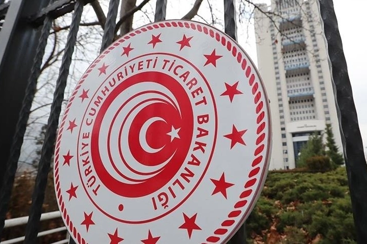 Ticaret Bakanlığı'ndan internetten alışveriş yapanların yüreğine su serpen açıklama haberinin görseli