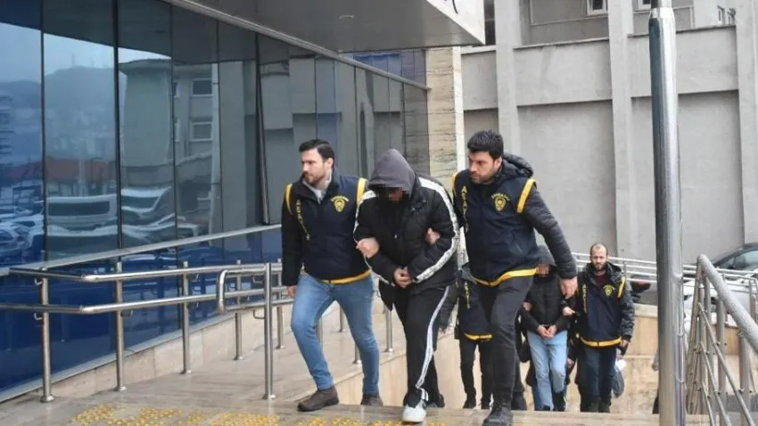 Yüksek kazanç vaadiyle 450 bin liralık vurgun haberinin görseli