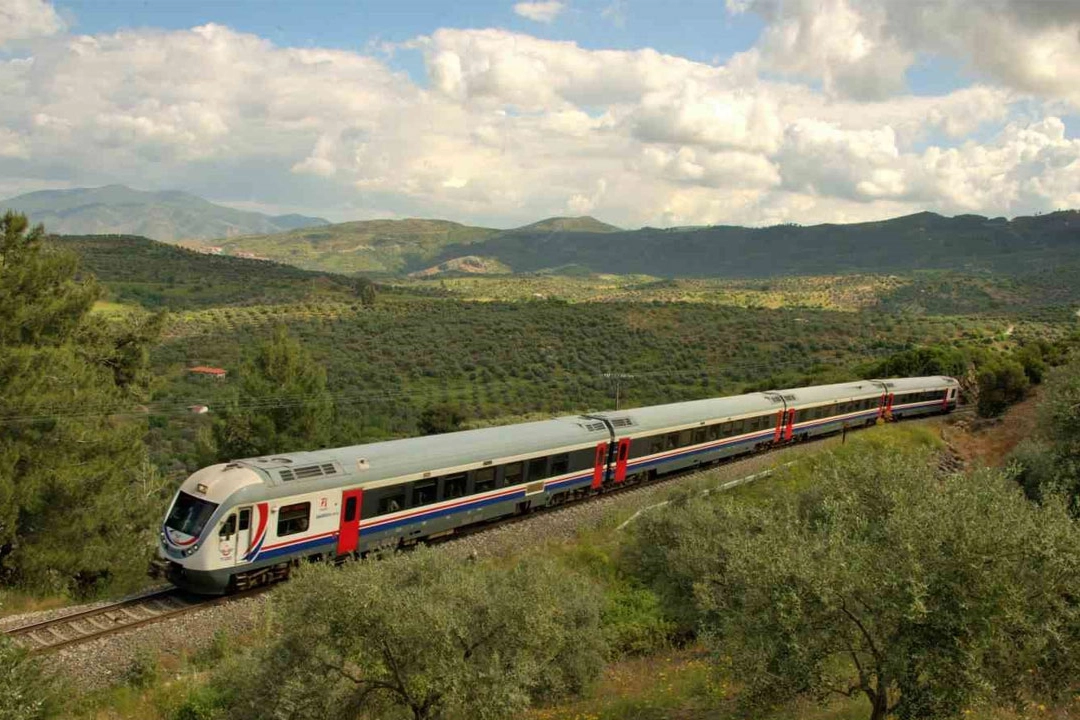 İzmir-Isparta seferini yapan Göller Ekspresi gündüz seferlerine başlıyor! İşte o tarih