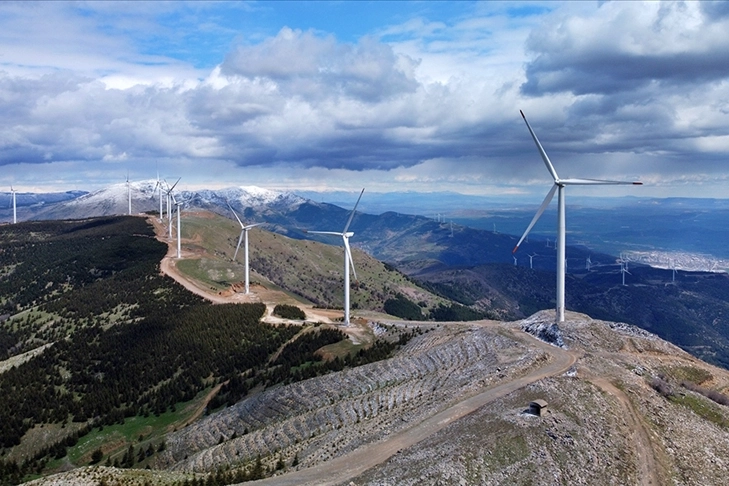 İzmir, rüzgar enerjisinde en yüksek kapasiteye sahip il