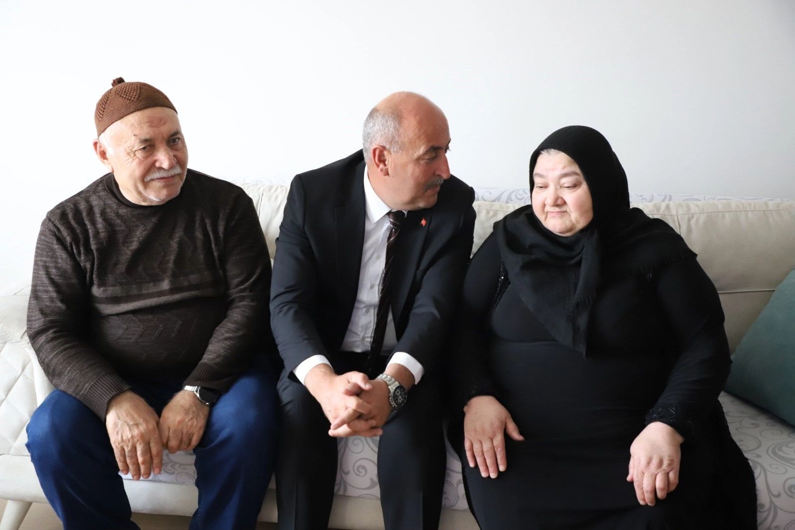 Sultan teyzenin tek isteği bastonsuz yürümek haberinin görseli