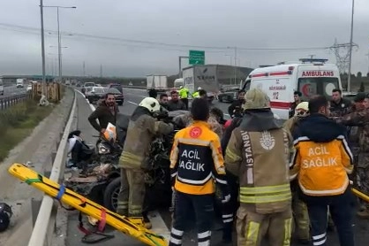 Kuzey Marmara Otoyolu’nda feci kaza: Reflektörü son anda fark etti