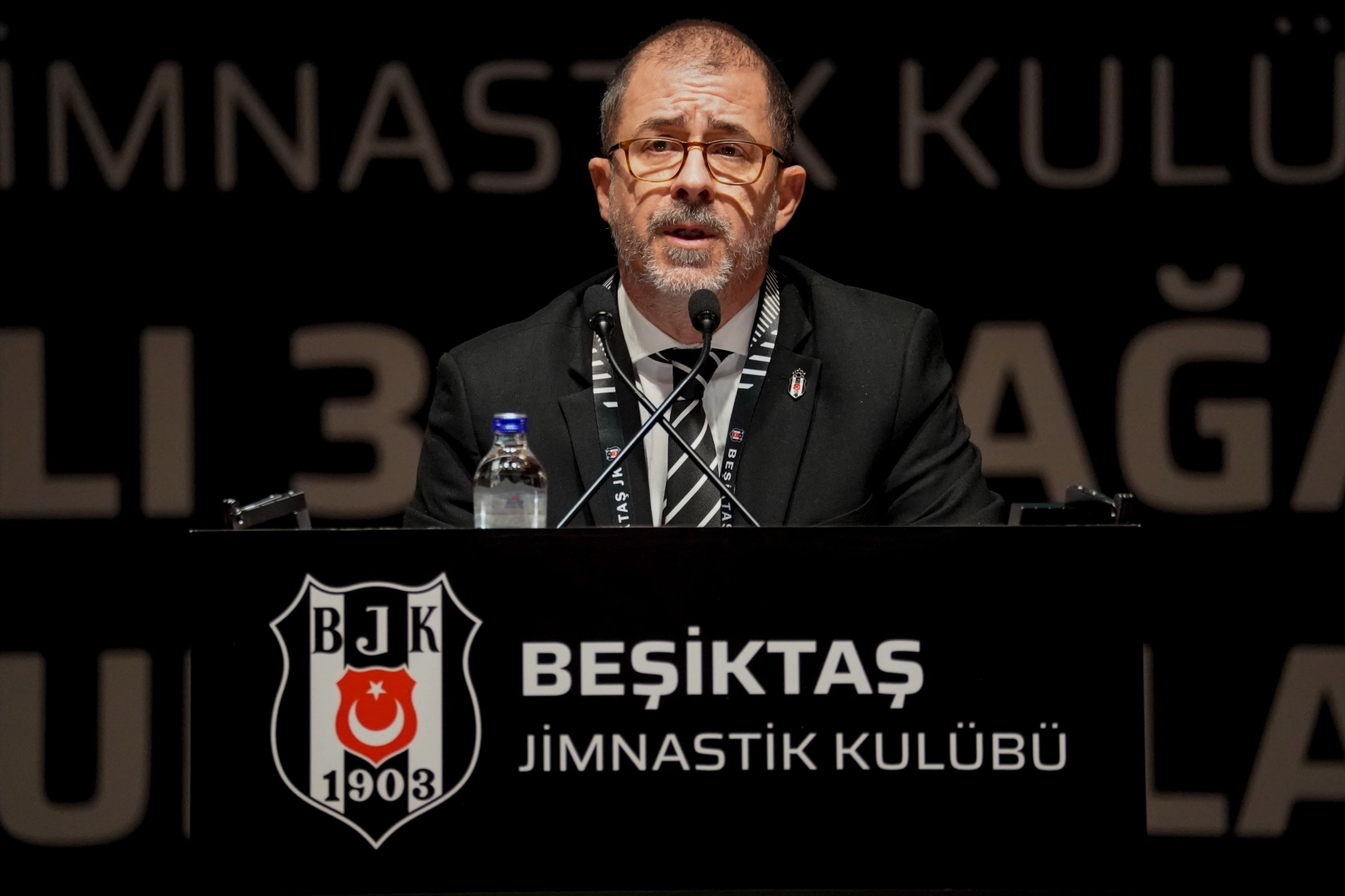 Beşiktaş'ın borcu açıklandı haberinin görseli