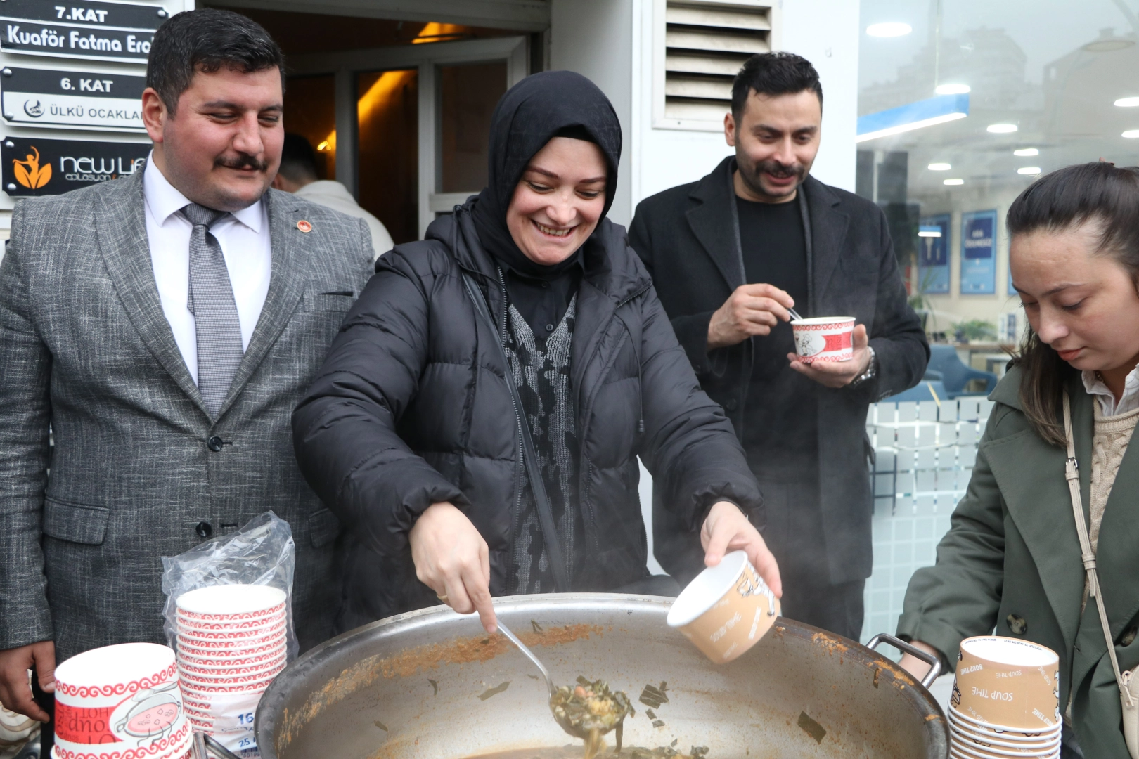 Çılgın Rizelilerden karalahana çorbası tepkisi