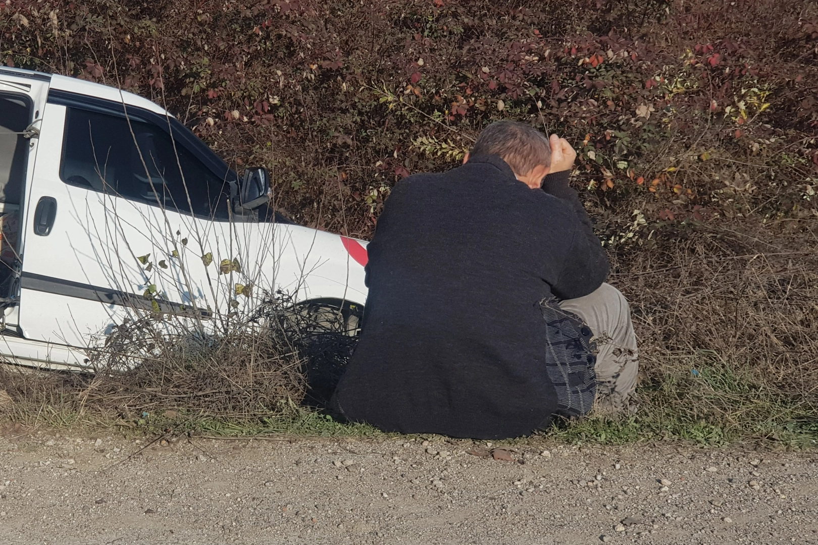 Karabük'te acı kaza: Annesinin cenazesi başında saatlerce bekledi haberinin görseli