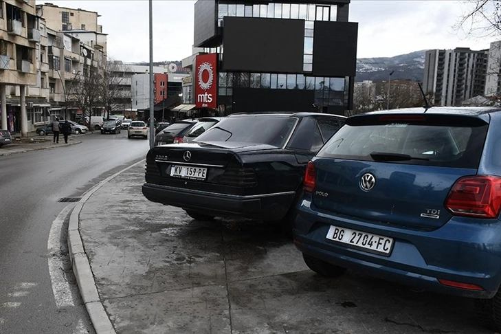 Kosova'da plaka değişimi için verilen süre doldu