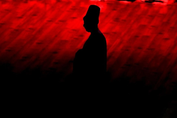 Mevlana Celaleddin-i Rumi'ye vefatının 750. yılında anma haberinin görseli