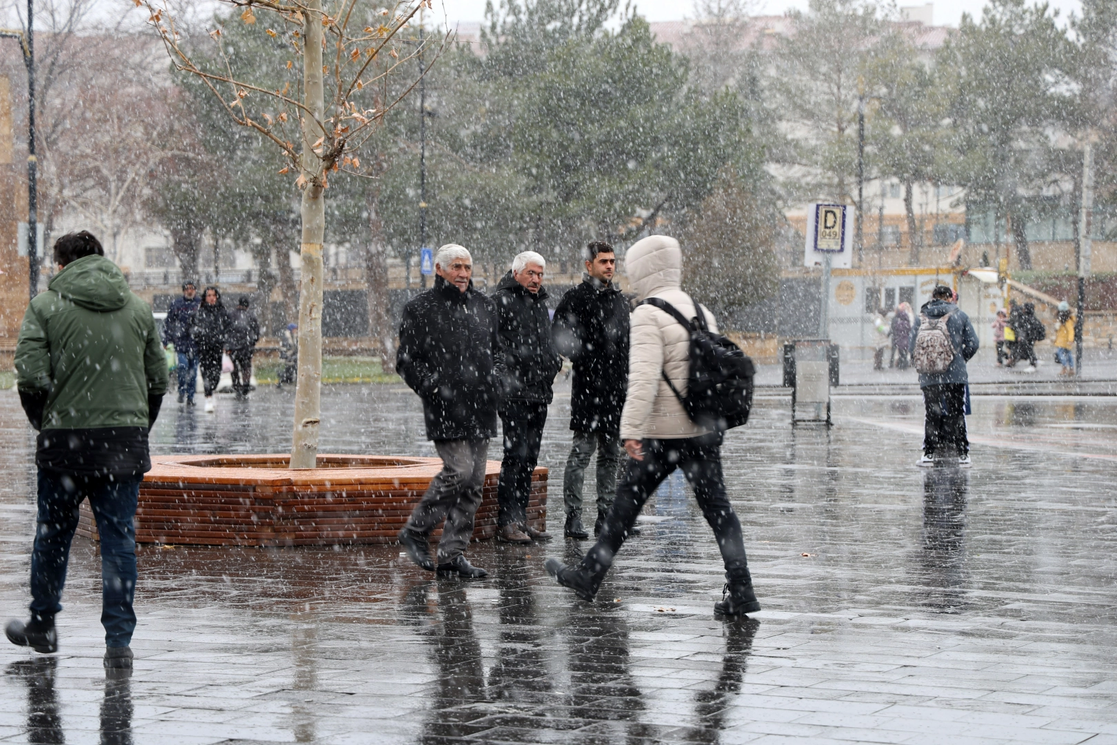 Sivas uzun zamandır beklediği kara kavuştu