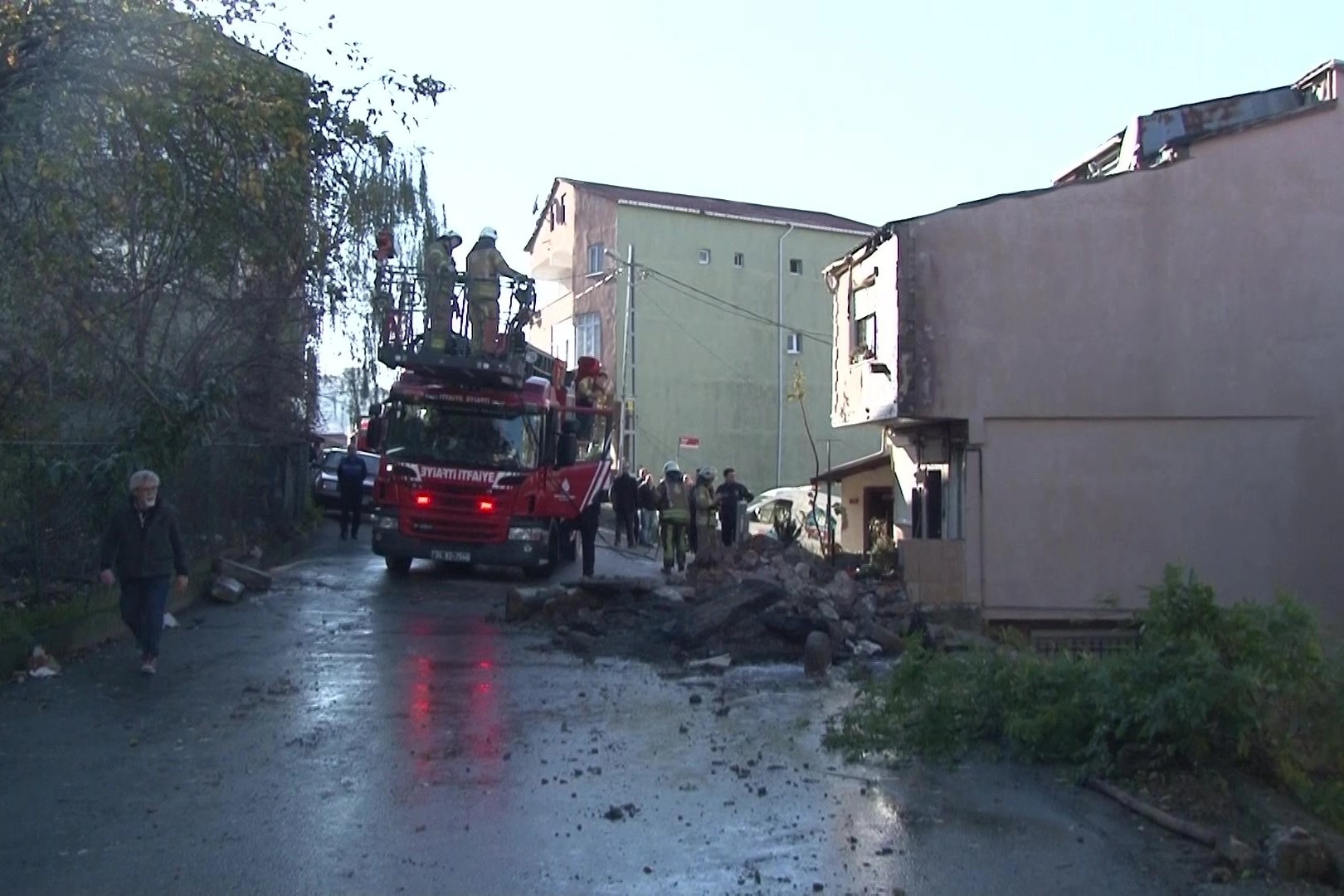 Üsküdar'da doğal gaz borusu patladı!