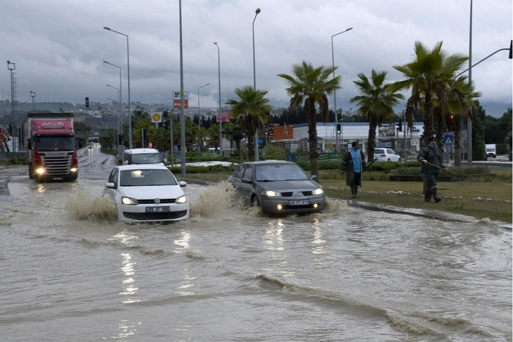 Aydın’a sağanak yağış uyarısı