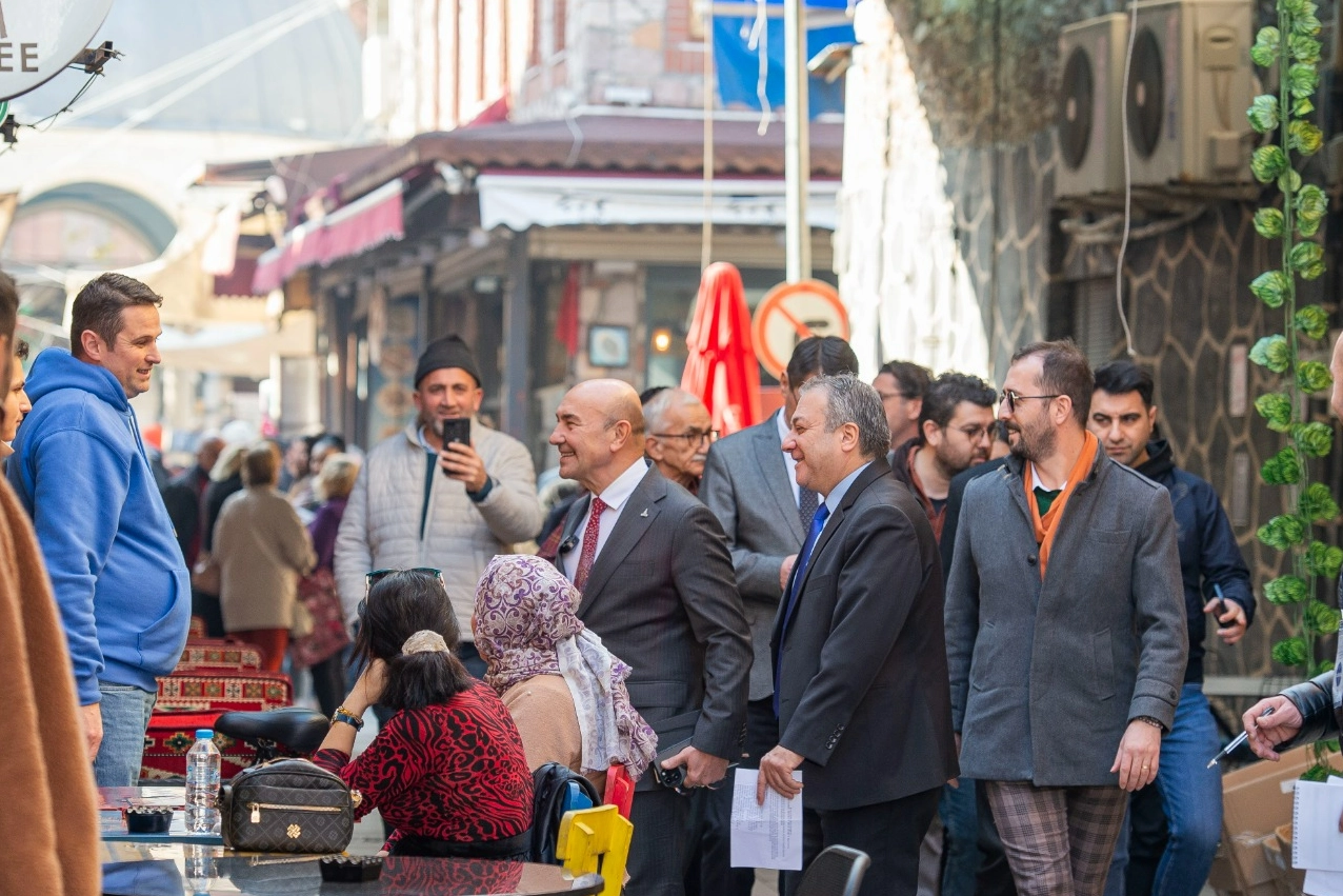 Başkan Tunç Soyer'den Kemeraltı mesaisi