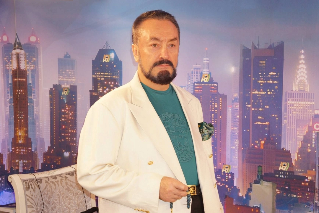 Suç örgütü lideri Adnan Oktar kimdir? Kediciklerin adı neden kedicik?